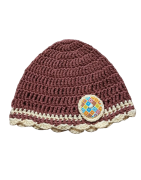 Háčkovaná čepice hnědá s knoflíkem