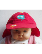 Letní kšiltovka s ochranou krku červená